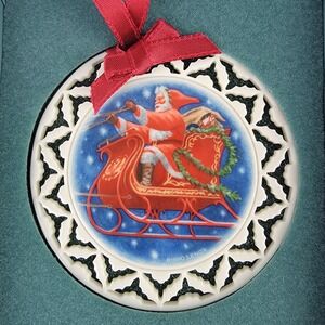 LENOX‎ SANTA'S RIDE 1990 Porcelain Ornament Santas Portraits NEW (ORN5-102024)